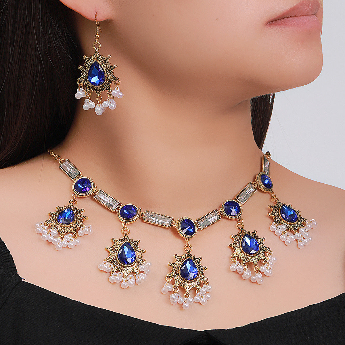 Glistening Waters Gemstone Bridal Jewelry Set with Charming Neckpiece - Cross-border Design