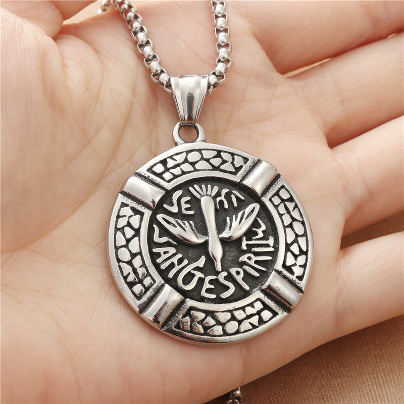 Titanium Steel Personalized Eagle Pendant Necklace for Men - Retro Punk Style