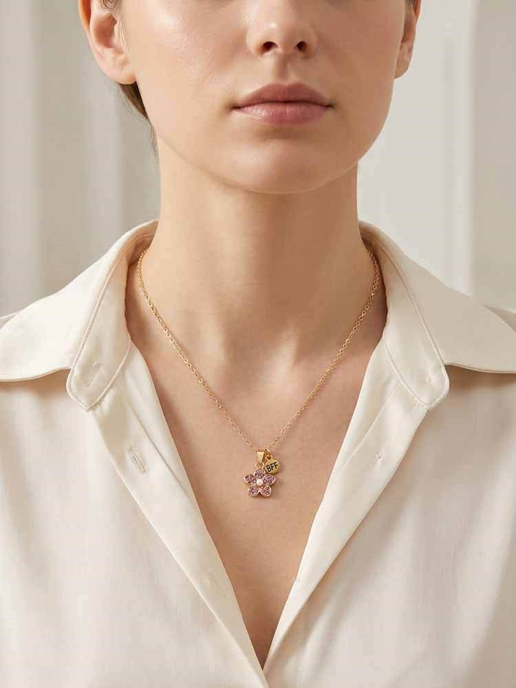 Women's Alloy Strawberry Dopamine Pendant Necklace Two-Piece Set Clavicle Chain
