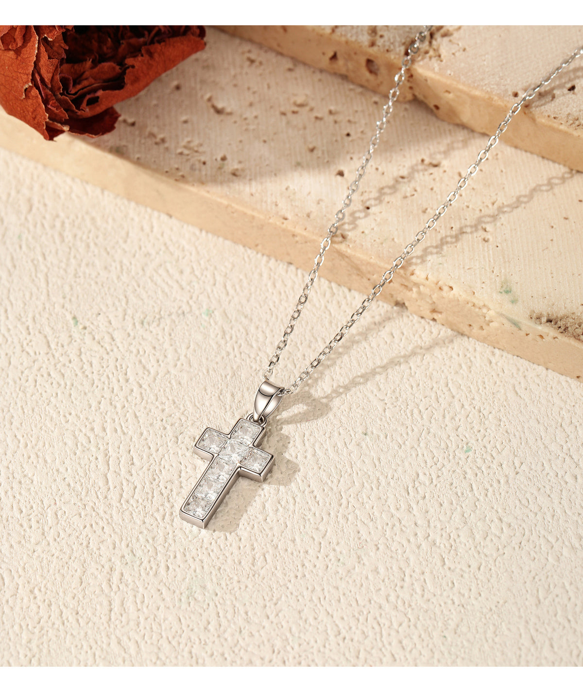 925 Sterling Silver Sparkling Cross Necklace