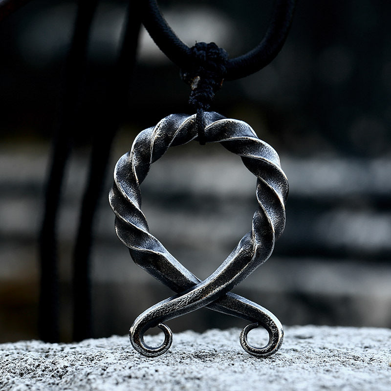 Personalized Titanium Steel Octopus Pendant for Men - European and American Retro Design, Wholesale Availability