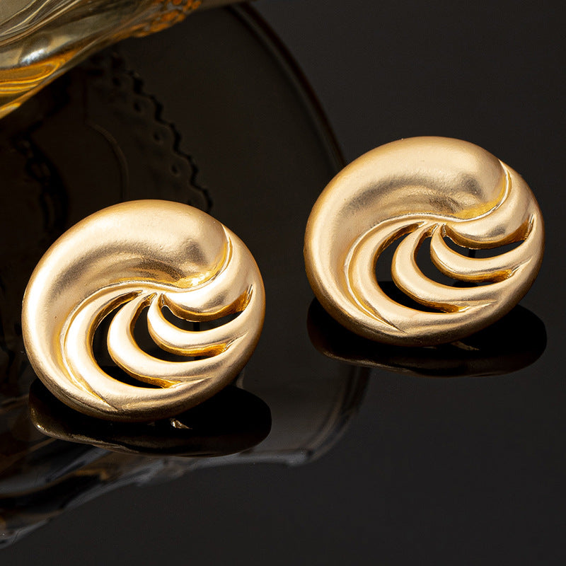 Planderful Vienna Verve Earrings – Unique Metal Vortex Design