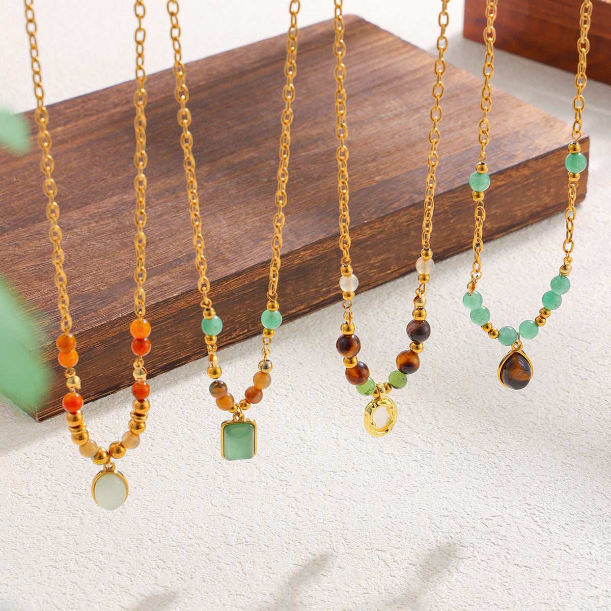 Vacation Gravel Pendant Beaded Collarbone Chain Retro Colored Gemstone Stainless Steel Neck Necklace