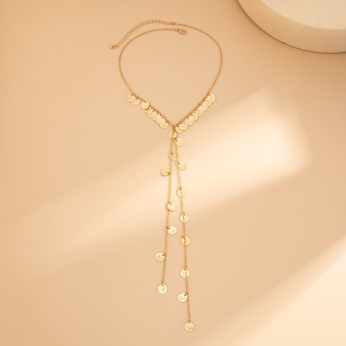 Irregular Beaded Wound Neck Chain Imitation Pearl Sequ Pendant Fringed Necklace
