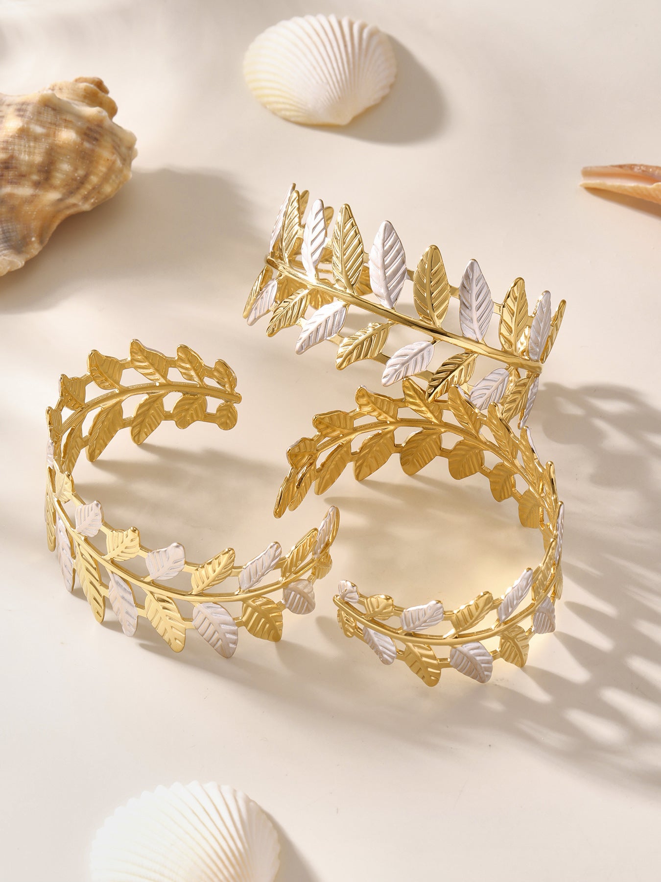 Planderful Two Tone Leaf Opening Bracelet For Women Elegant