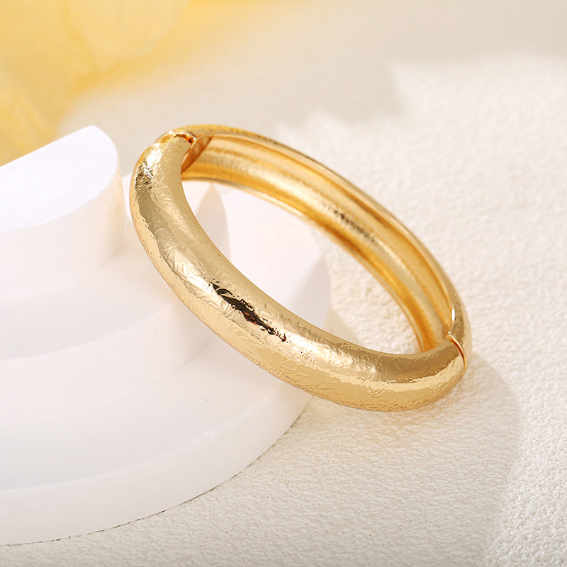 Planderful Vienna Verve Bracelet – Fashionable Zinc Alloy Design