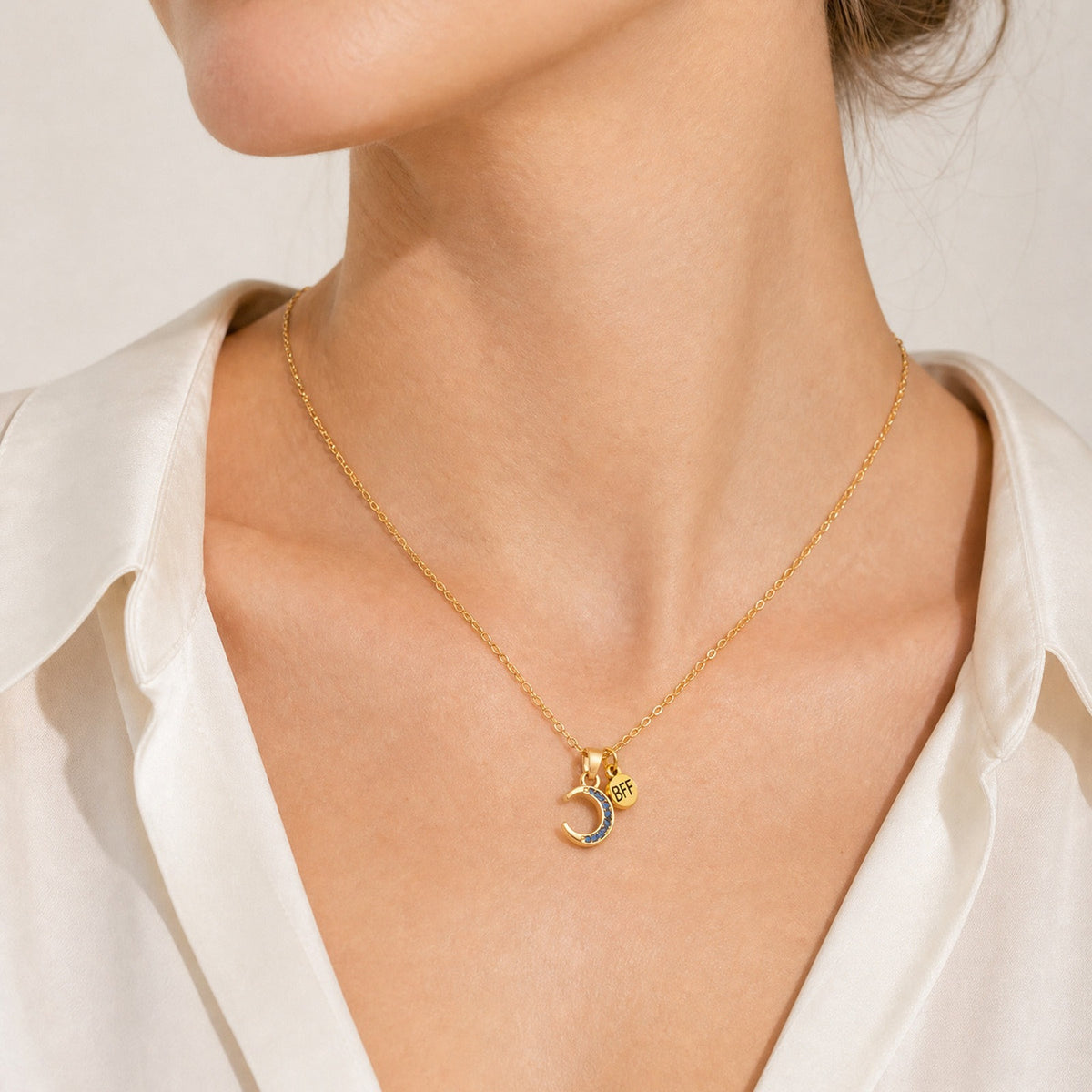 Women's Alloy Strawberry Dopamine Pendant Necklace Two-Piece Set Clavicle Chain