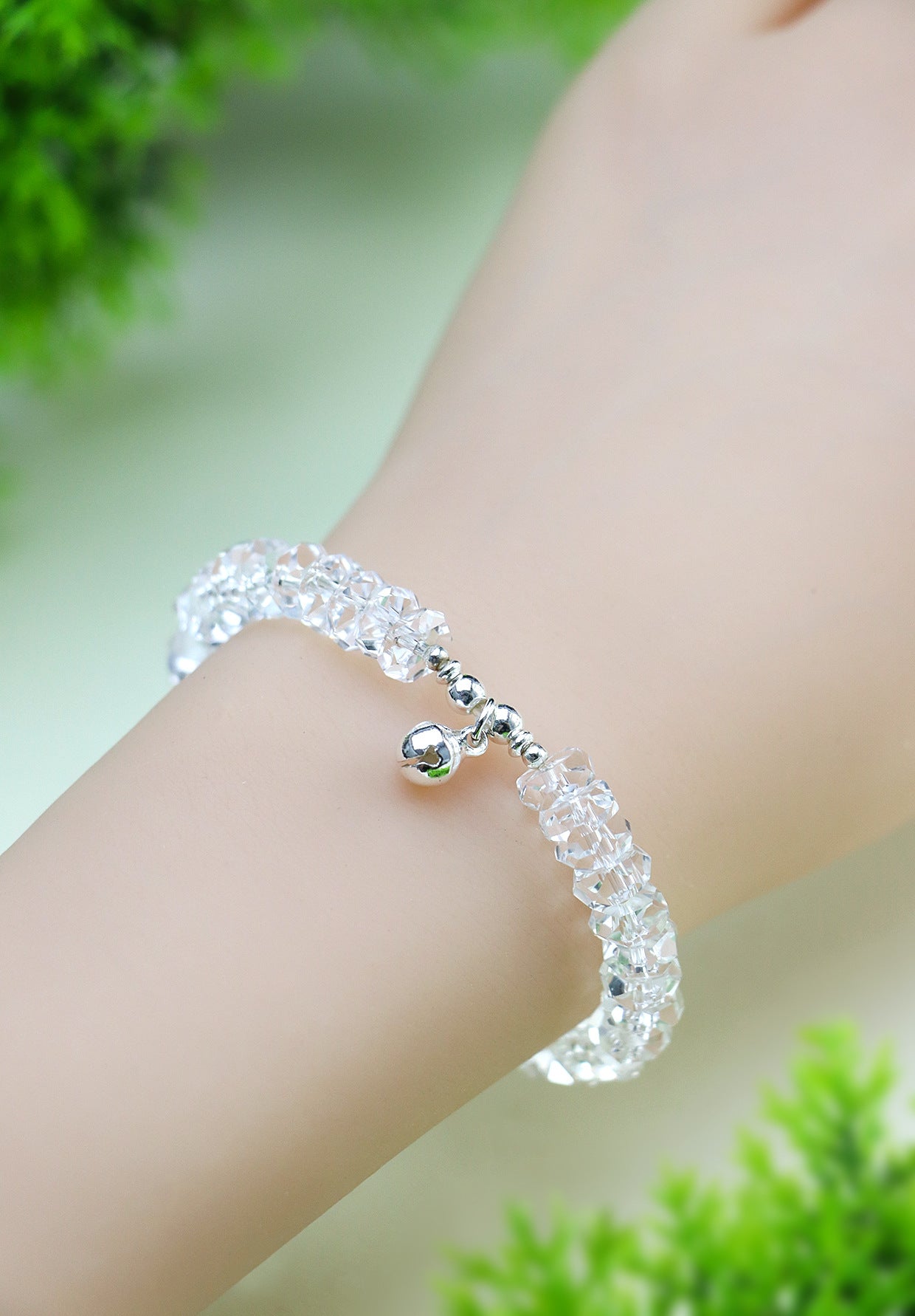 Planderful Fortune's Favor Bracelet – Elegant White Crystal Design