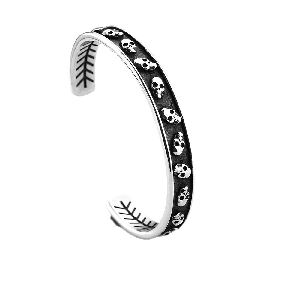 Planderful Stainless Steel Skull Bracelet Unisex Durable Retro Locomotive Style Halloween Accessory