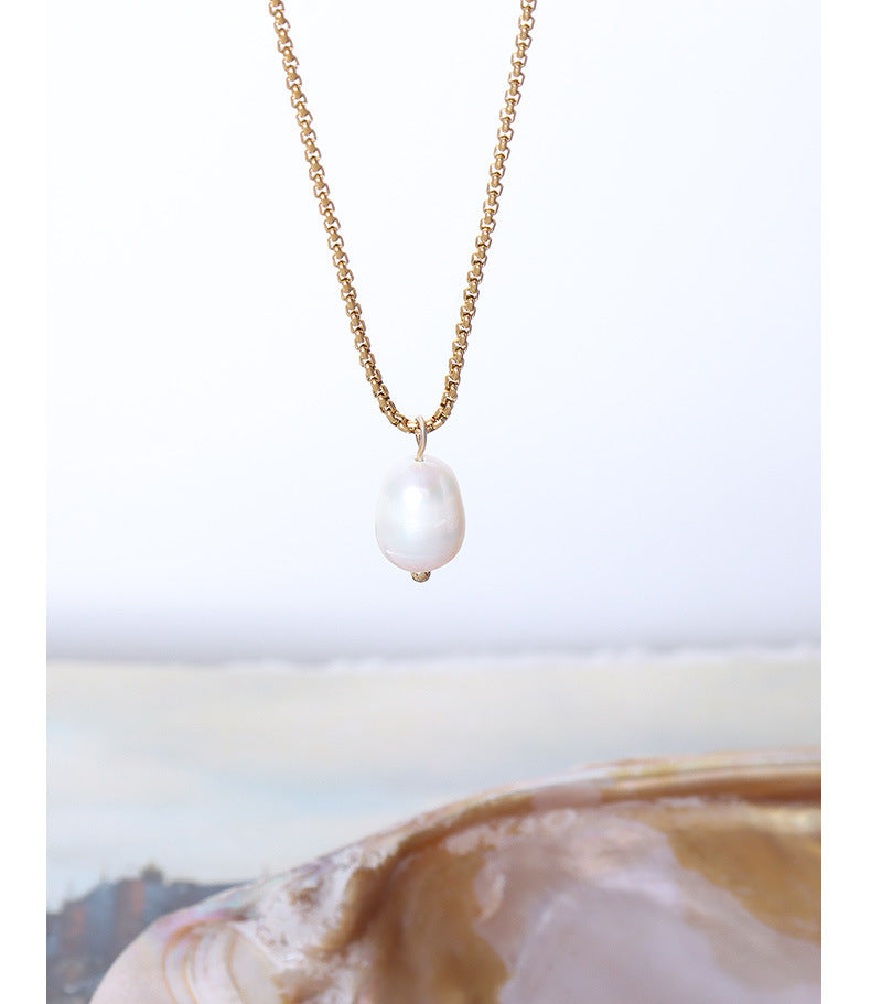 Elegant Freshwater Pearl Titanium Steel Necklace