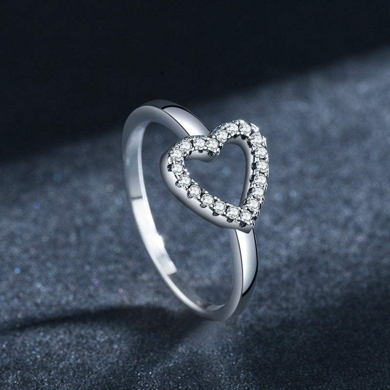 S925 Sterling Silver Heart-shaped Zircon Ring in Retro Style