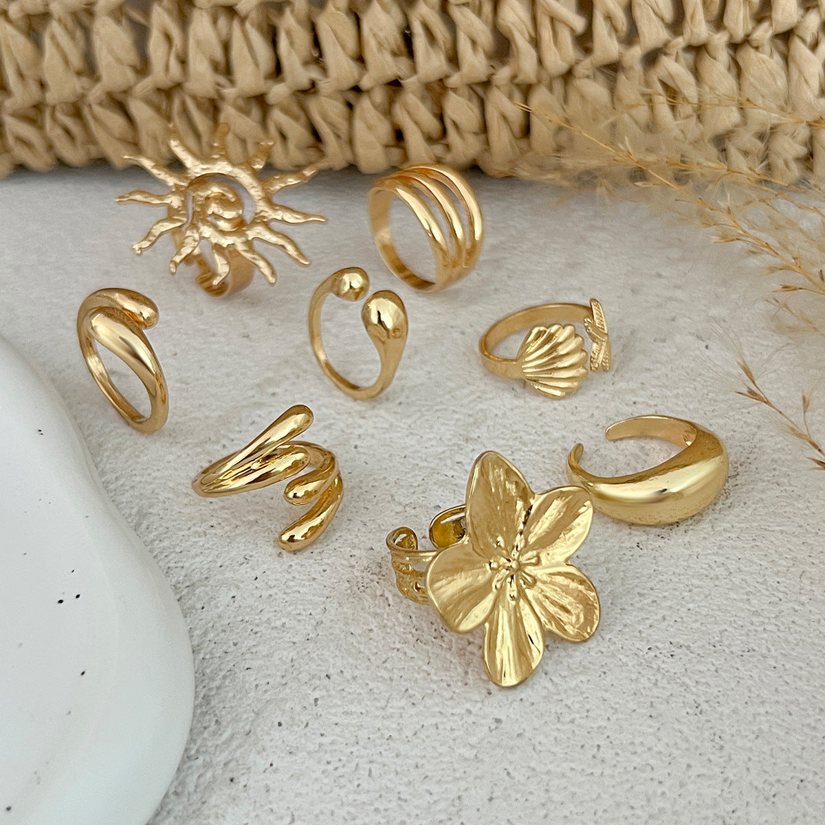 Planderful Vienna Verve Ocean Starfish Ring With Niche Pearl Conch Shell For Women Statement Jewelry