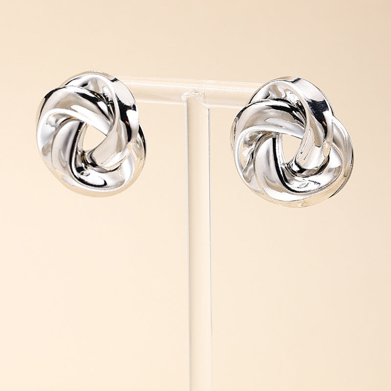 Planderful Vienna Verve Earrings – Retro Twisted Design
