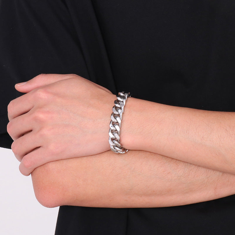 Stylish Hip-Hop Stainless Steel Cuban Chain Necklace and Bracelet Set for Men with Personalized Faucet Buckle Design