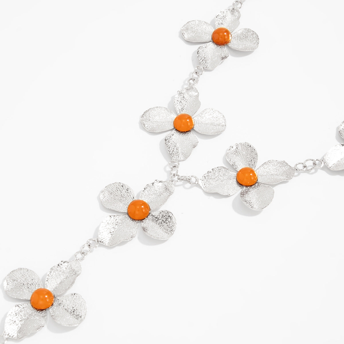 Four-Leaf Flower Y-Shaped Fringe Necklace