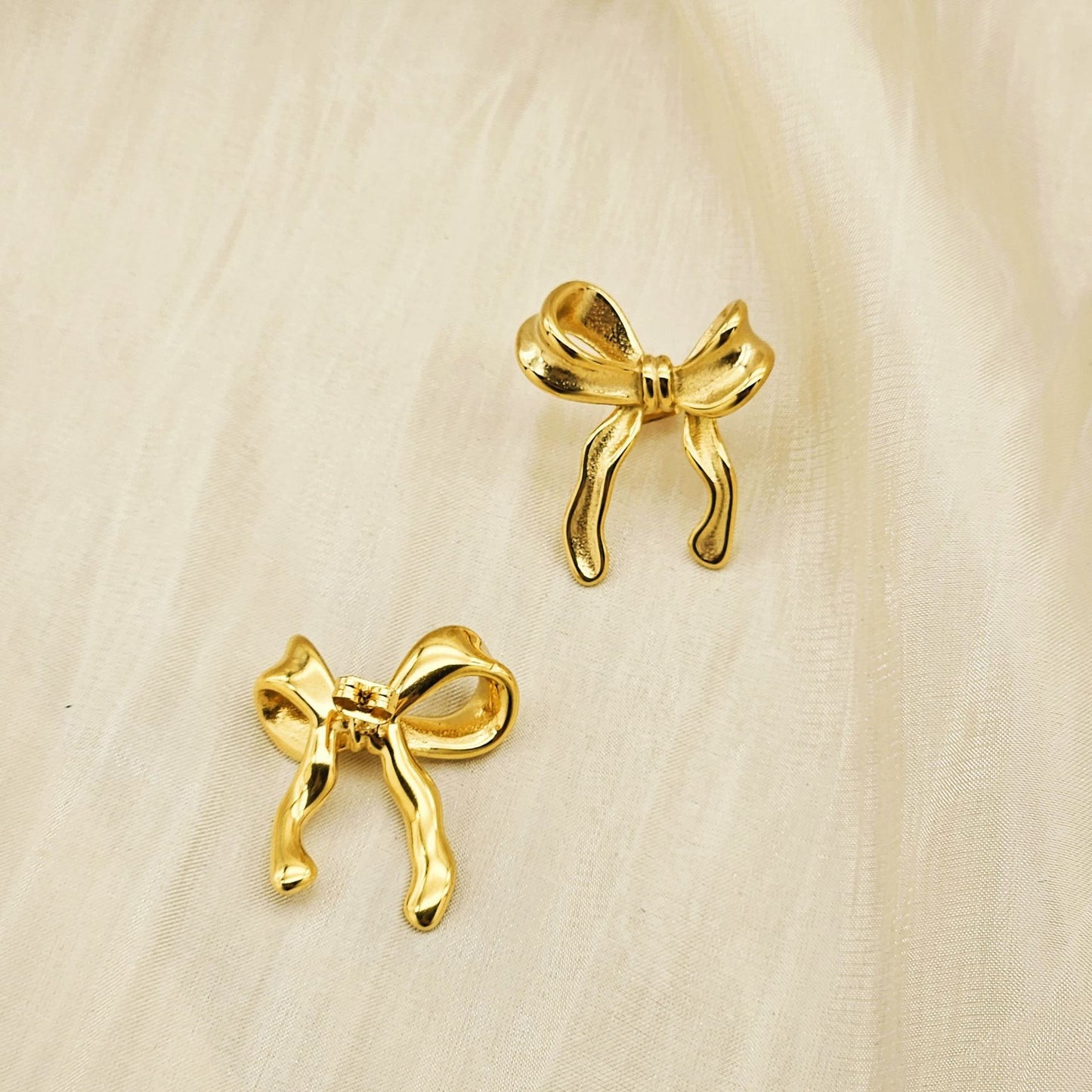 Planderful Ribbon Bow Stainless Steel Stud Earrings Gold Plated For Women Premium Versatile Statement