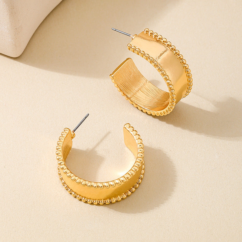 Planderful Vienna Verve Earrings – Fashionable Retro Design