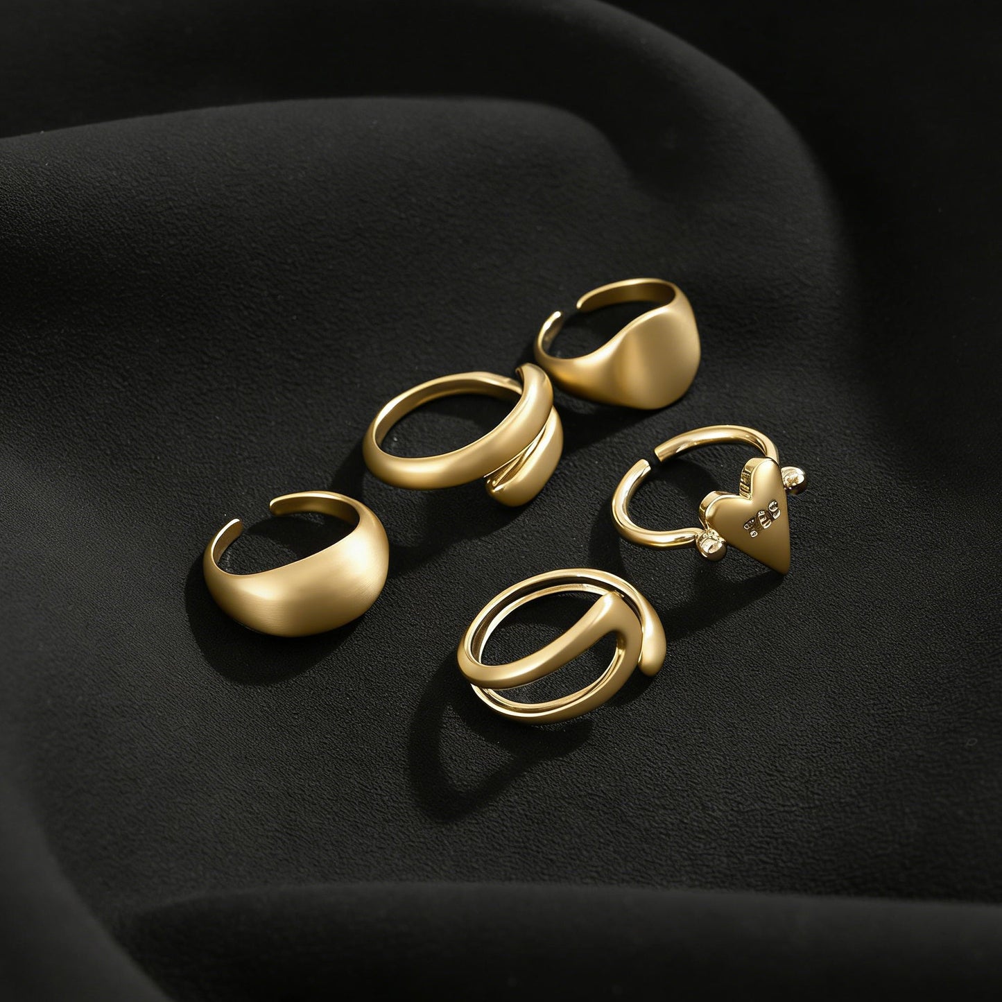 Planderful Vienna Verve Love Shape Ring For Women Open Hollow Ring Design Statement Jewelry