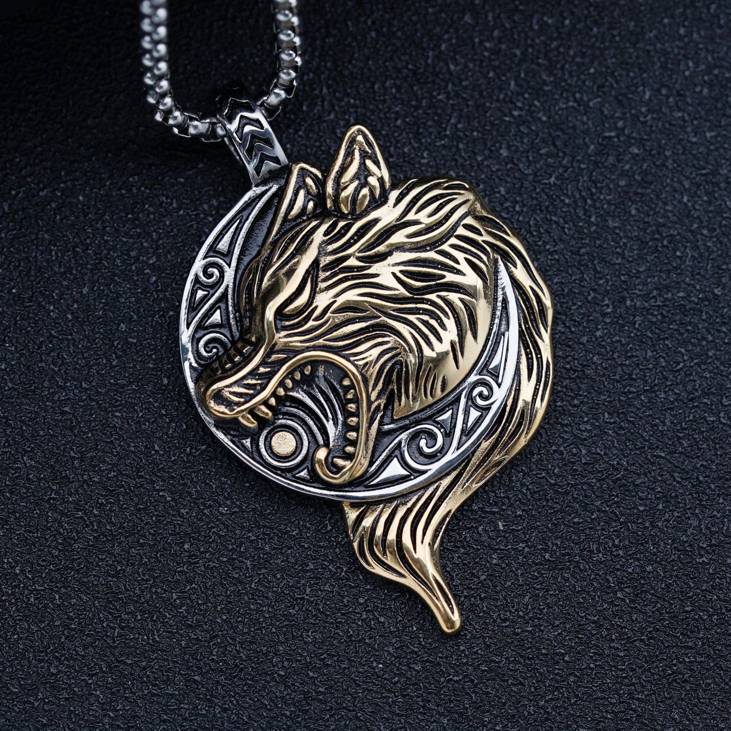 Steel Necklace - Vintage Viking Wolf Head For Men Guardian Totem Design Everyday Wear Planderful