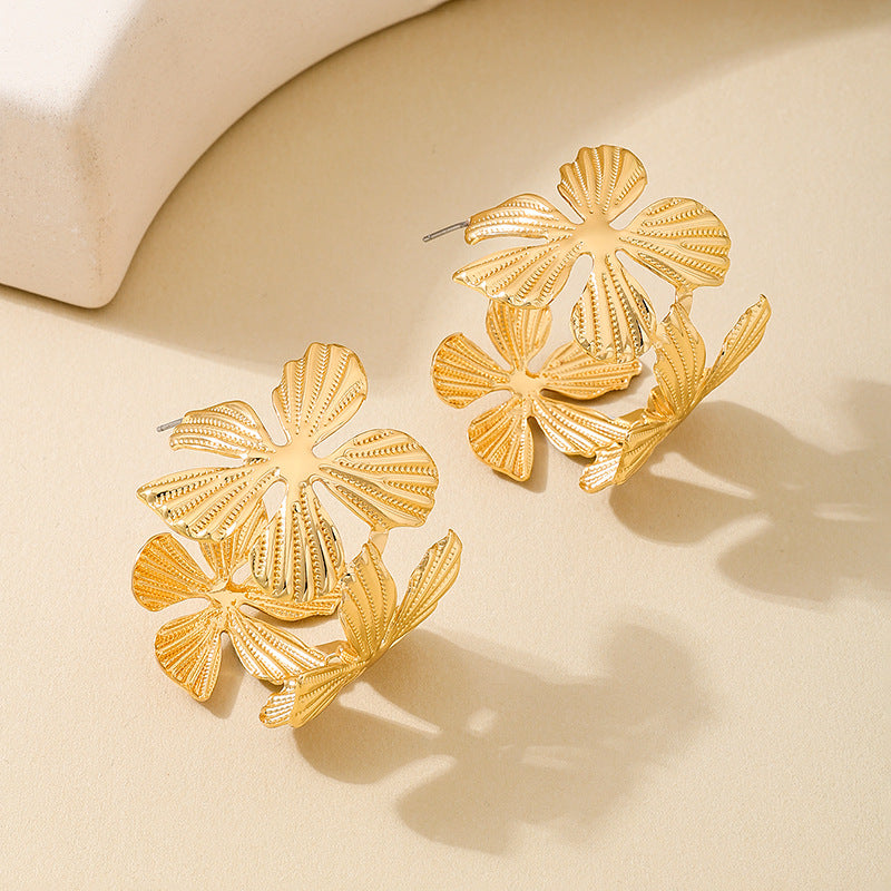 Planderful Vienna Verve Earrings – Creative Retro Flower Design