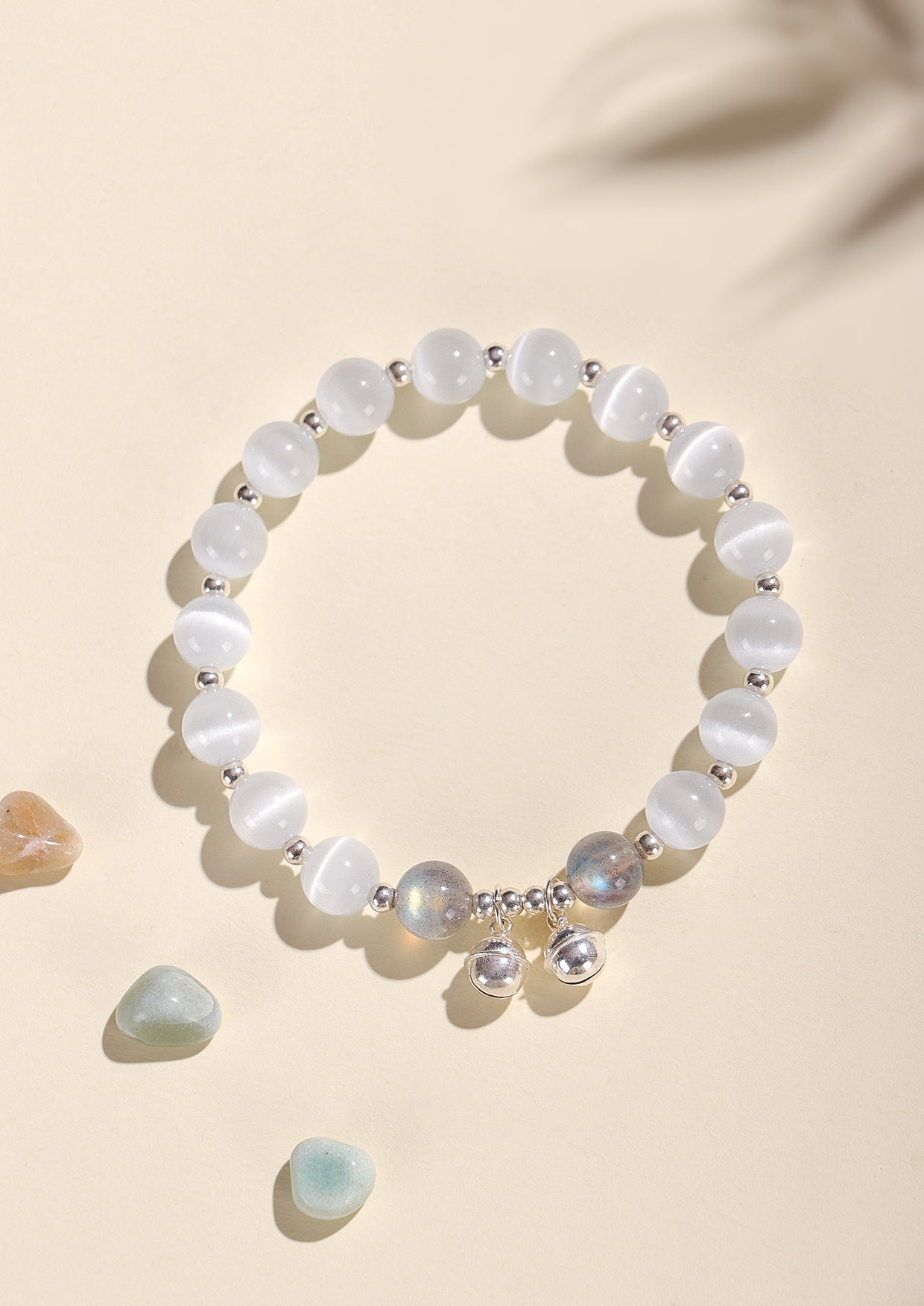 Planderful Fortune's Favor Bracelet – Exquisite Gray Moonlight Opal Design