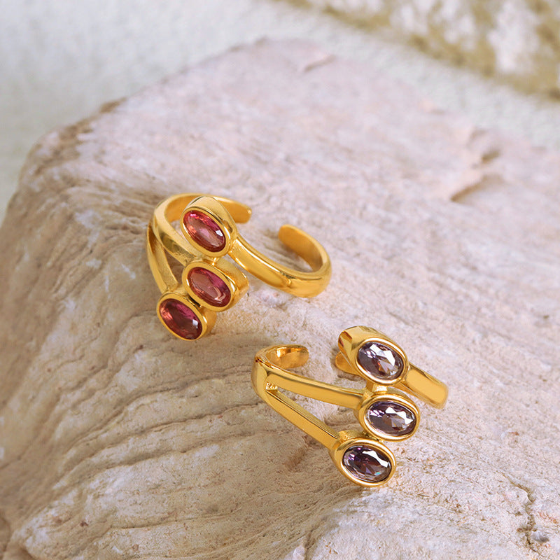 Golden Oval Zircon Hip-Hop Ring with French Flair