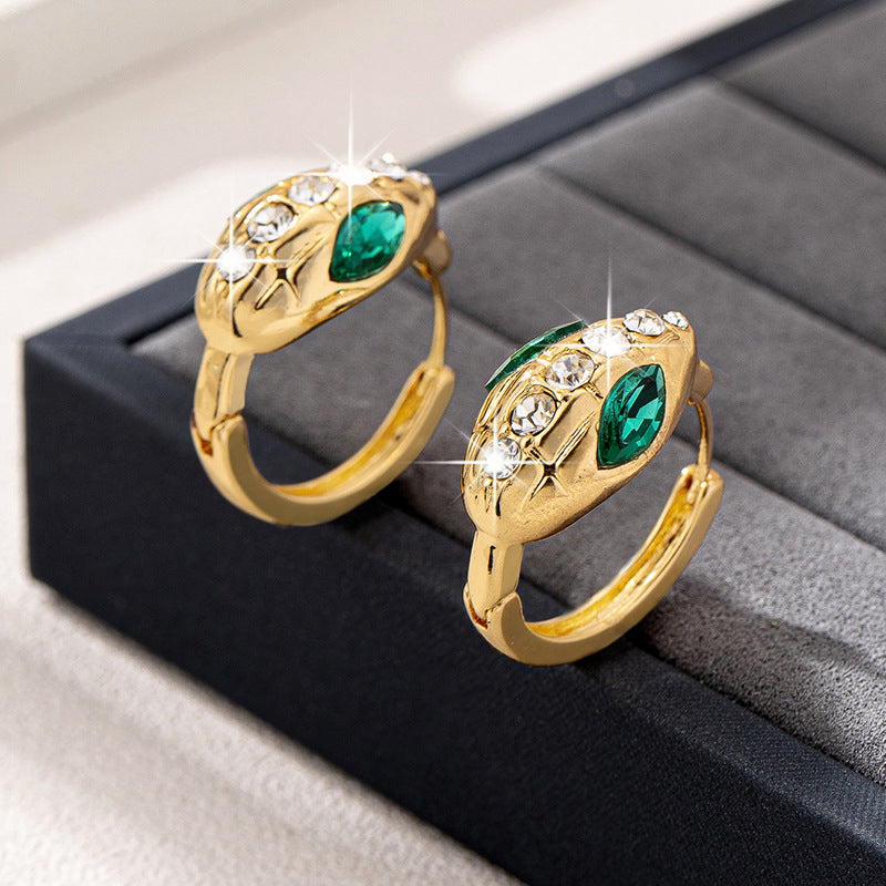 Planderful Vienna Verve Earrings – High-End Fashion with Green Zircon Detail