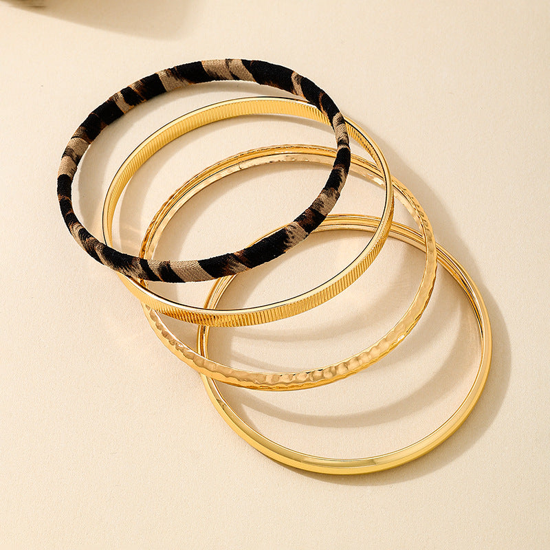 Planderful Vienna Verve Bracelet Set – Stylish Retro Metal Design