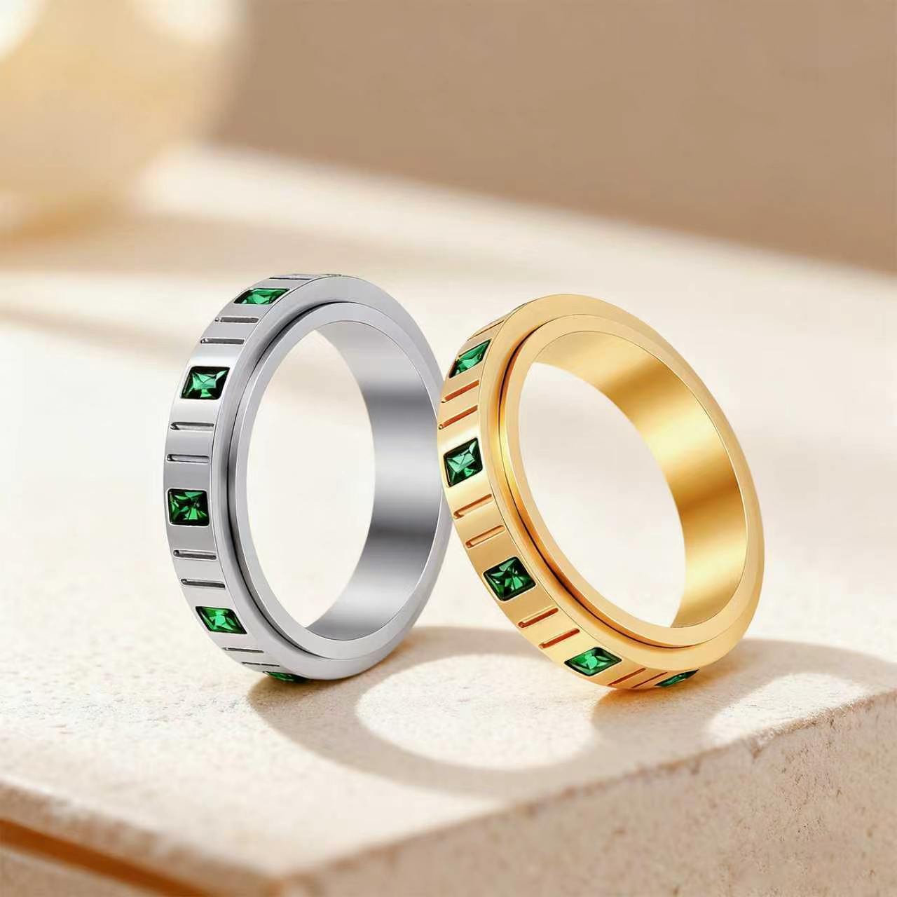 Planderful Everyday Genie Green Zircon Stainless Steel Decompression Ring For Women And Men Light Luxury