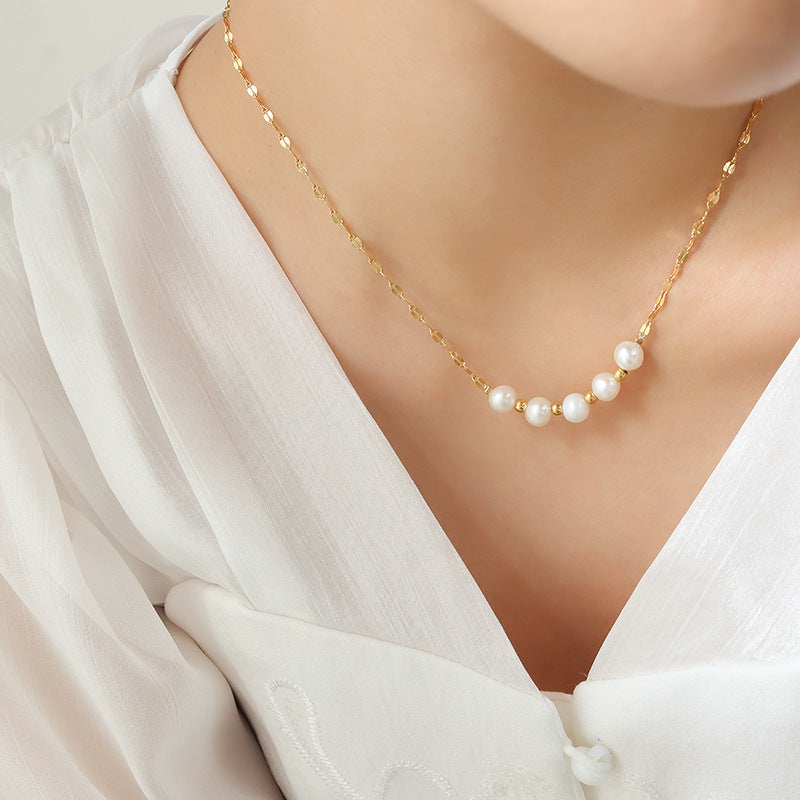 French Style Imitation Pearl Necklaces with Niche Design