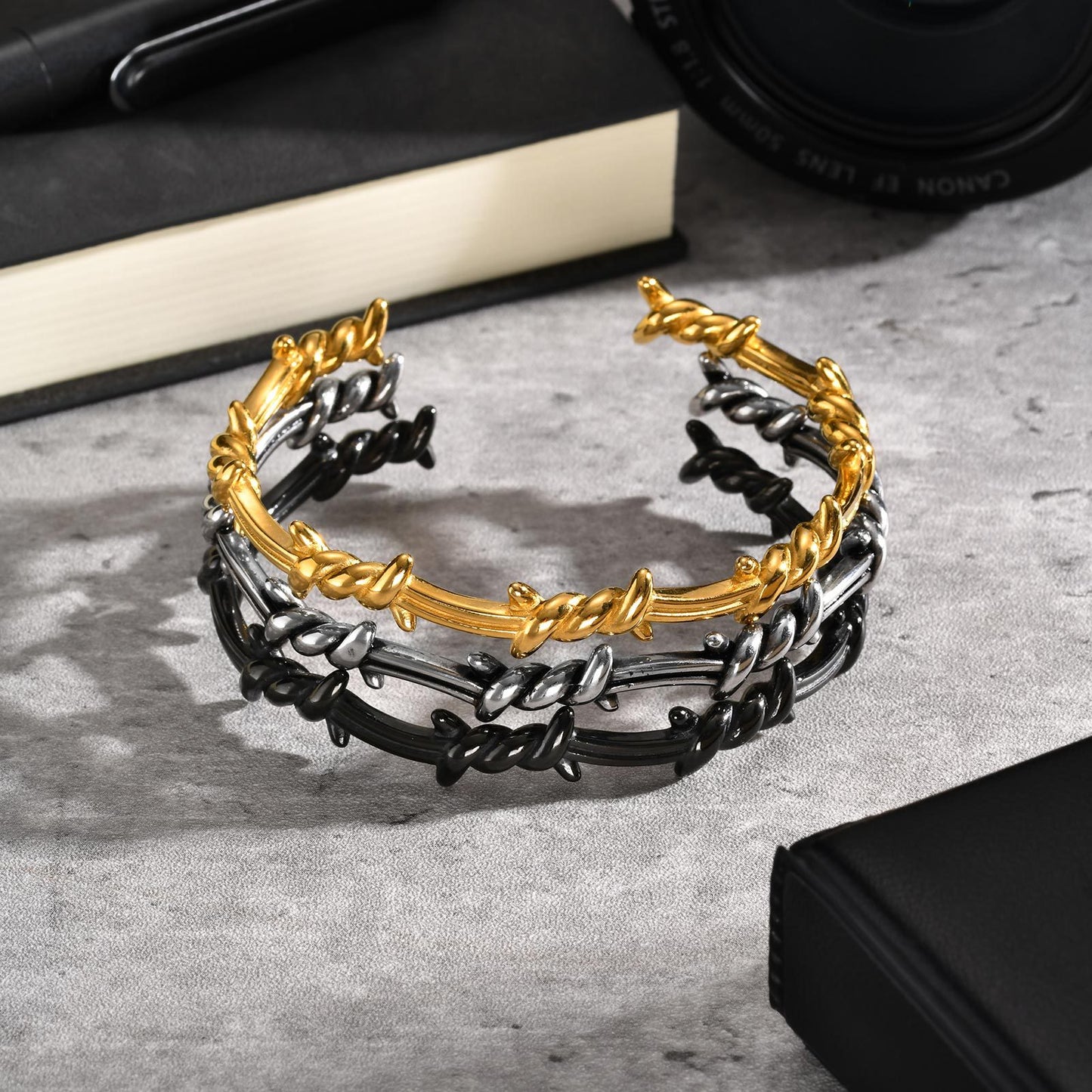 Planderful Men Stainless Steel Knotted C Shaped Bracelet