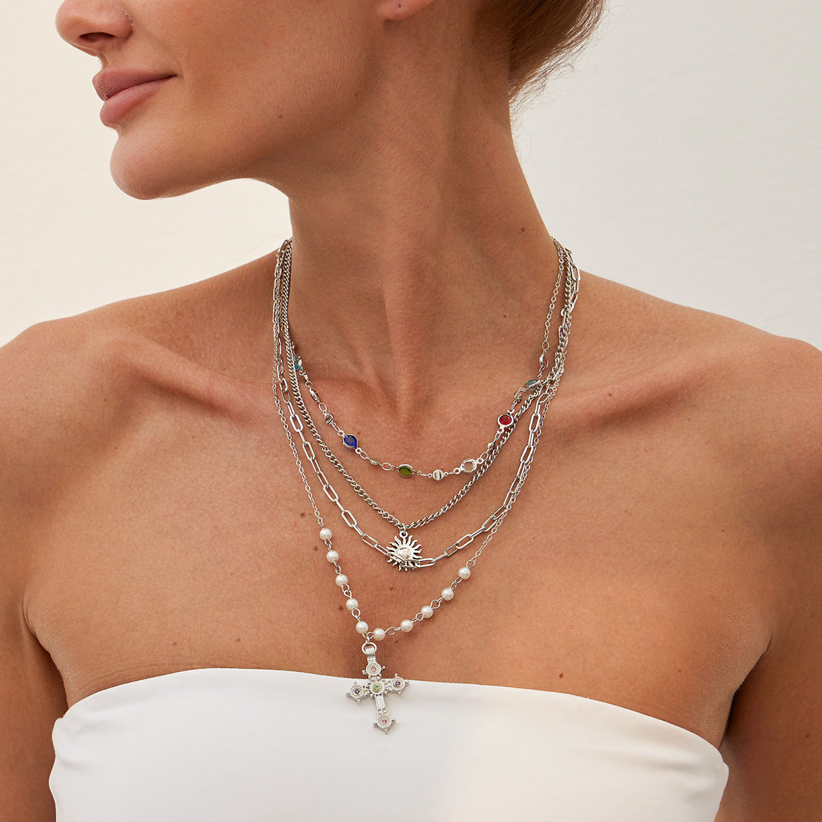 Planderful Vienna Verve Necklace – Retro French Pearl and Zircon Design