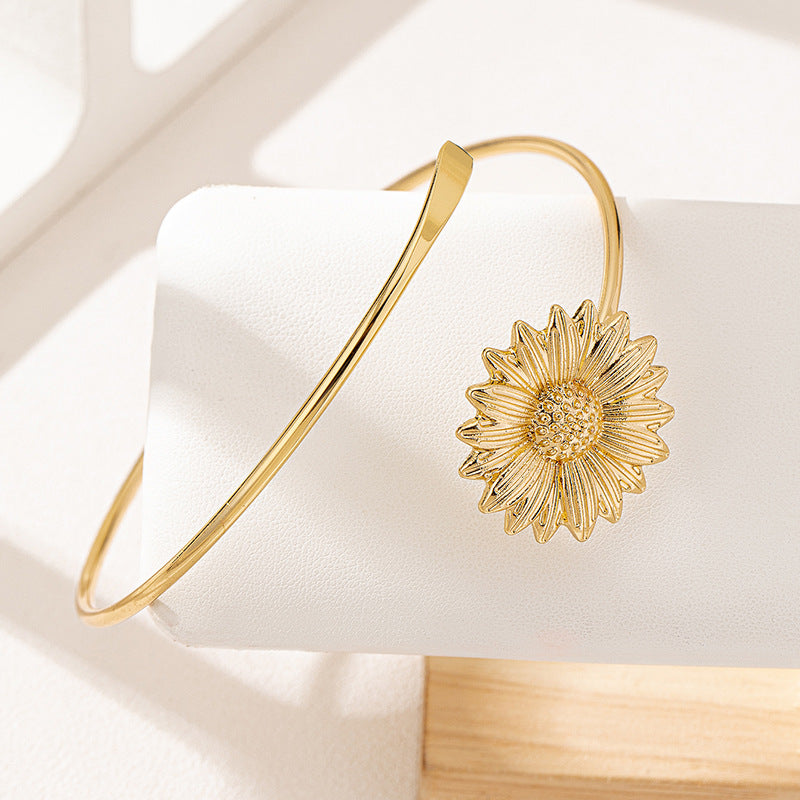 Planderful Vienna Verve Bracelet – Stylish Metal Sunflower Design