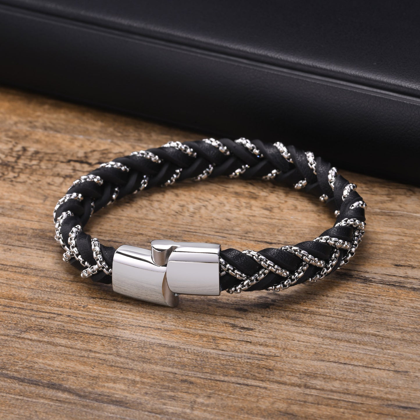 European And American Rough Stainless Steel Magnetic Buckle Bracelet For Men