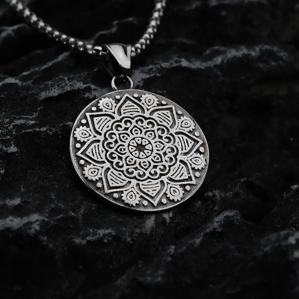 Retro Stainless Steel Men's Universal Pendant Guanyin Necklace