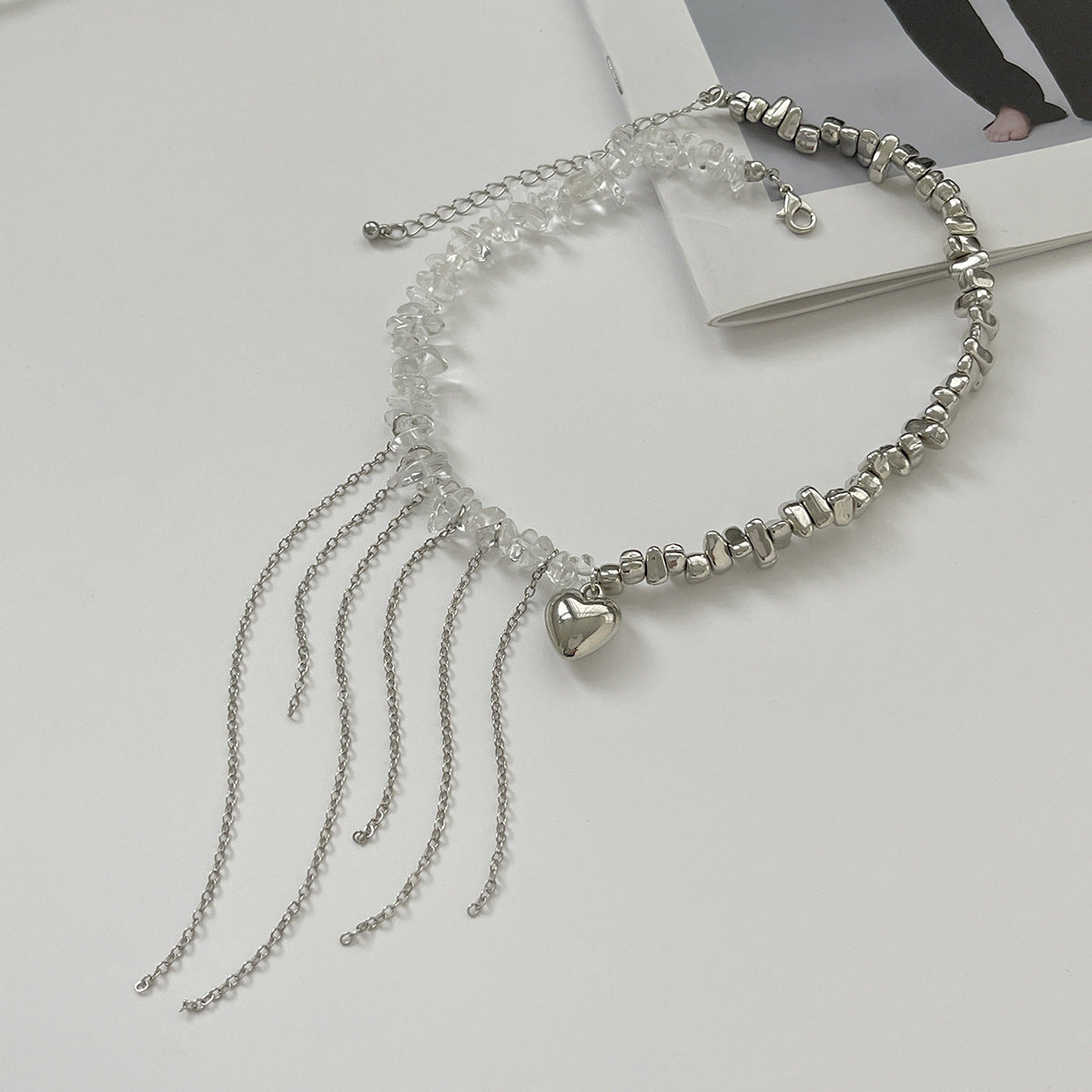 Planderful Vienna Verve Necklace – Elegant Imitation Pearl Design