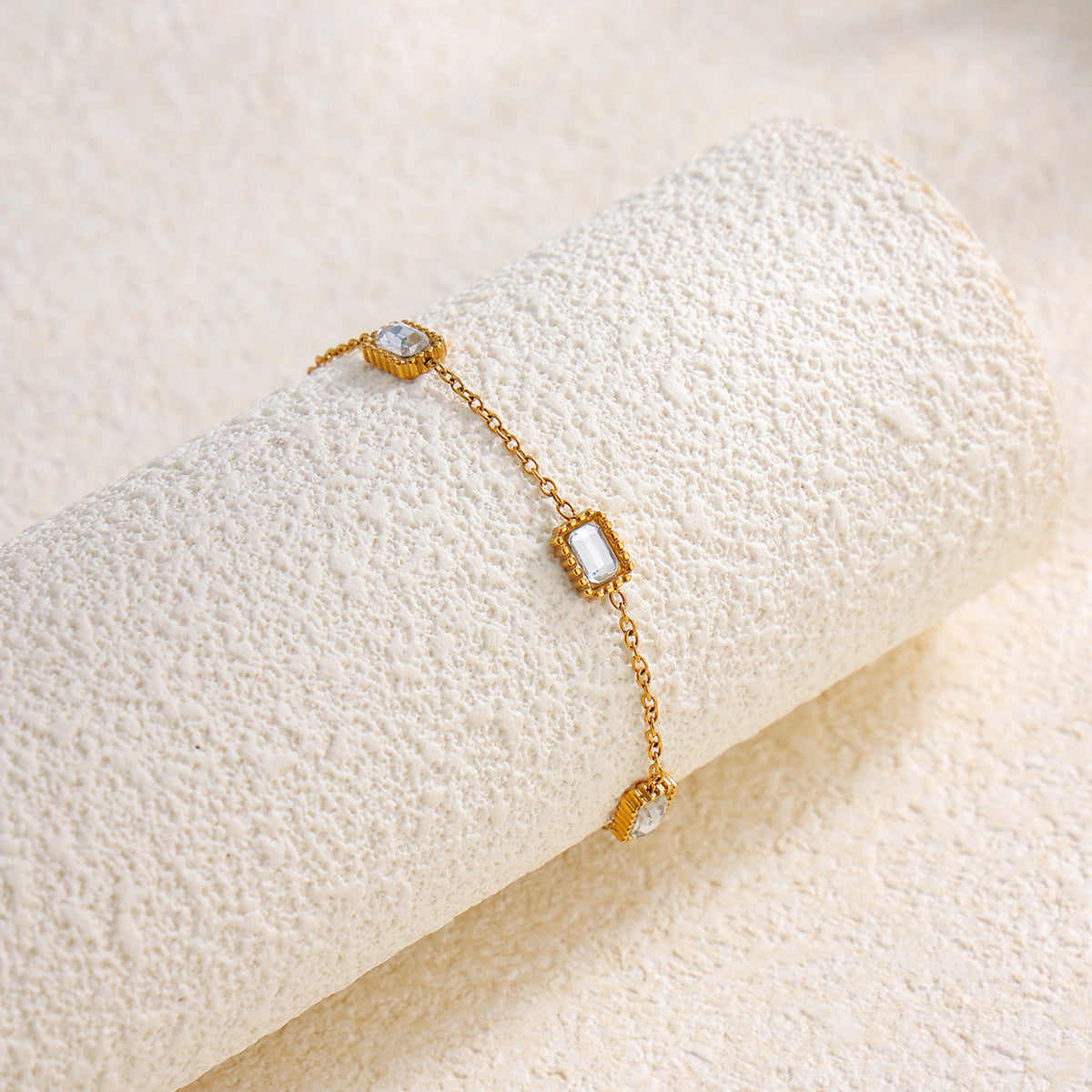 Stainless Steel Vertical Pattern Inlaid Zircon Bracelet Slightly Inlaid Zircon Square Gemstone