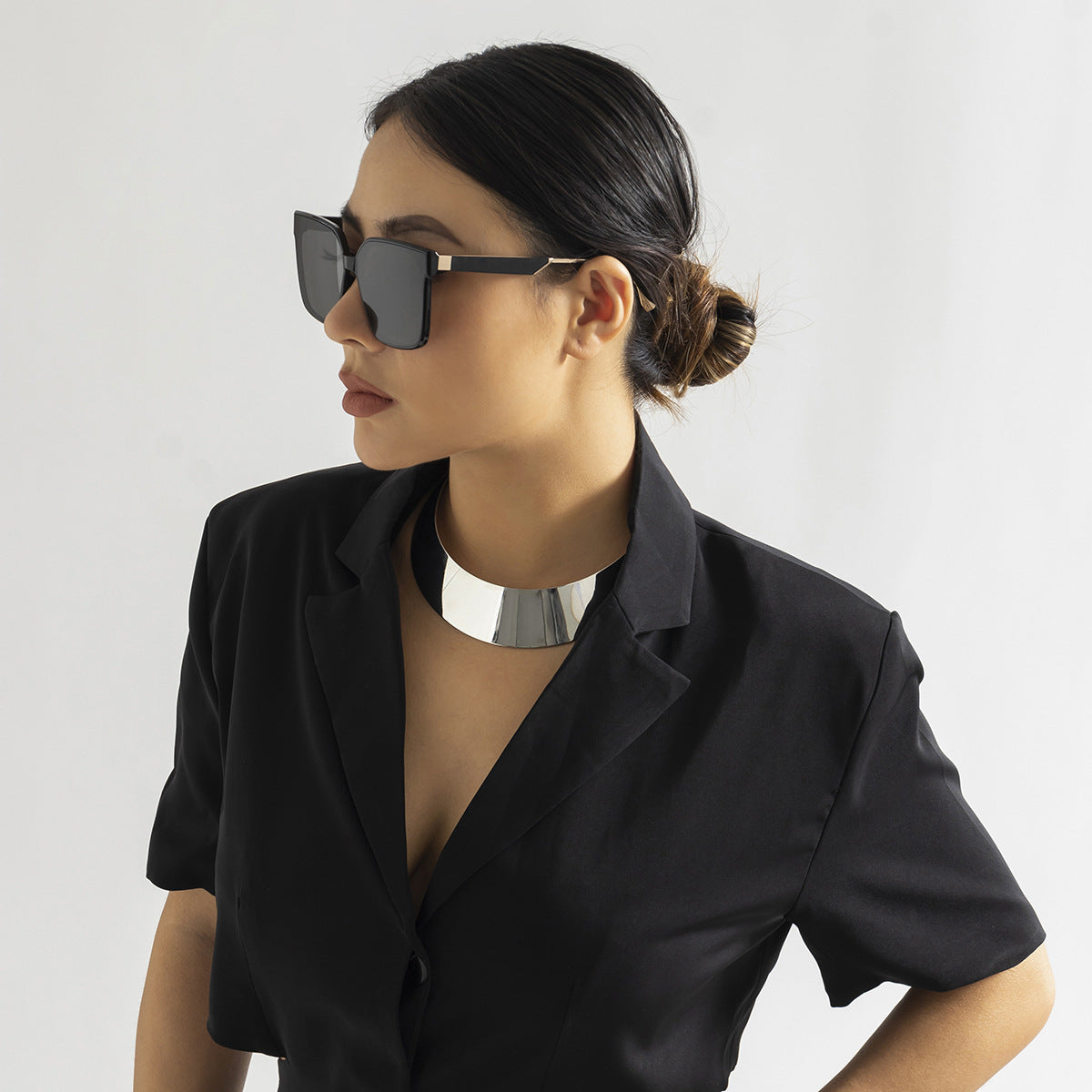 Glossy Ring Punk Collar Necklace