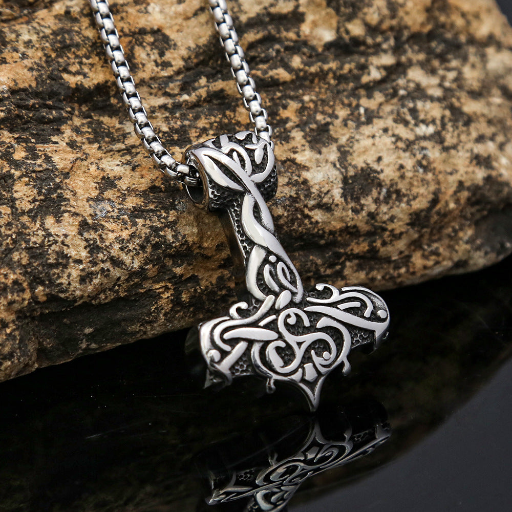 European and American Personalized Fashion Jewelry Thor's Hammer Pendant Necklace