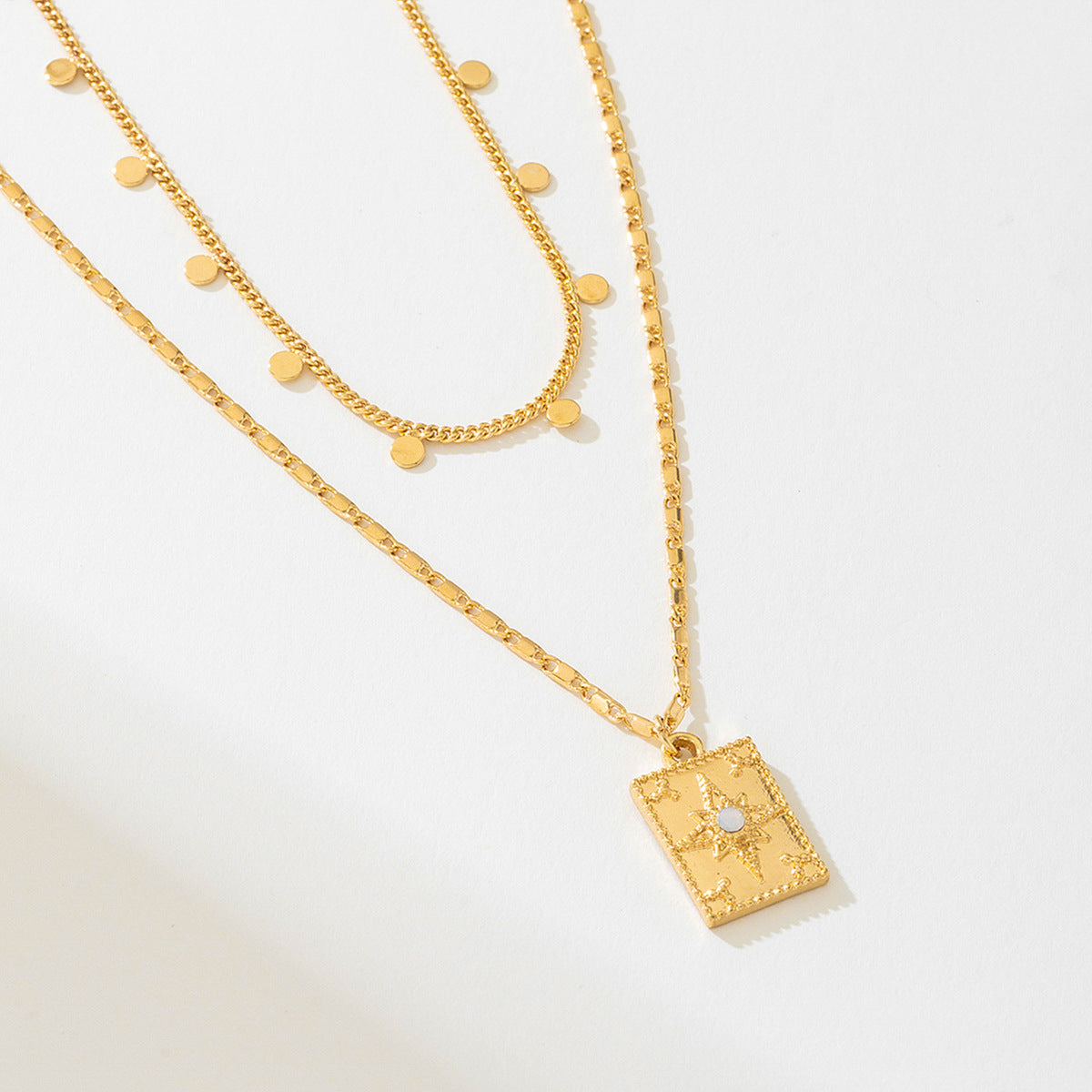 Planderful Vienna Verve Necklace – Elegant Metal Gold Stacked Chain Design