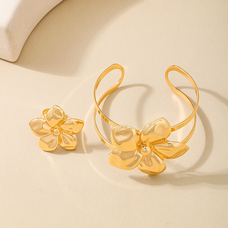 Planderful Vienna Verve Retro Metal Jewelry Set for Women