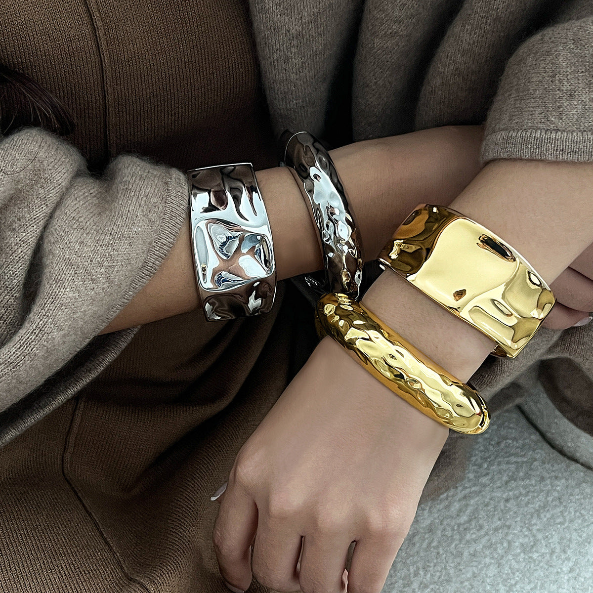 Bracelet Liquid Metal Smooth Spring Bracelet Geometric Wind Texture Wide Bracelet