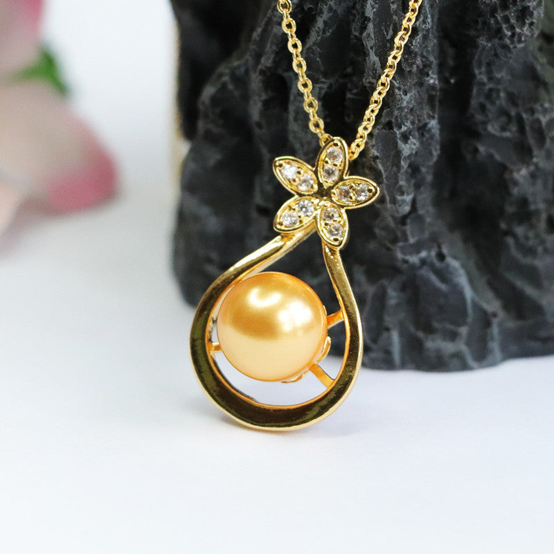 Champagne Shell Pearl Five-Petal Pendant — No Chain