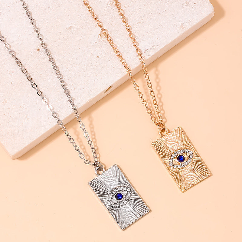 Retro Blue Diamond Pendant Necklace with a Tempting Devil's Eye Sparkle