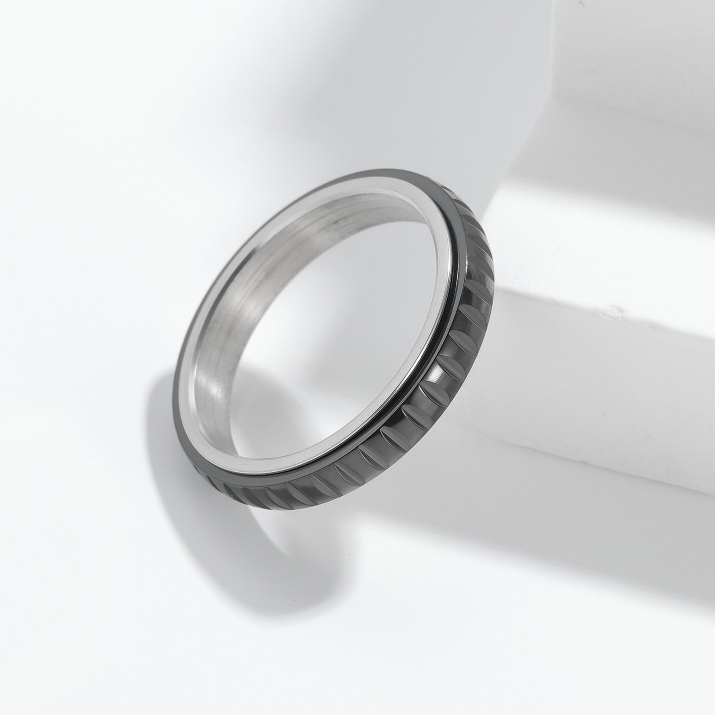 Rotating Ring 4mm Stainless Steel Stress Relief for Women
