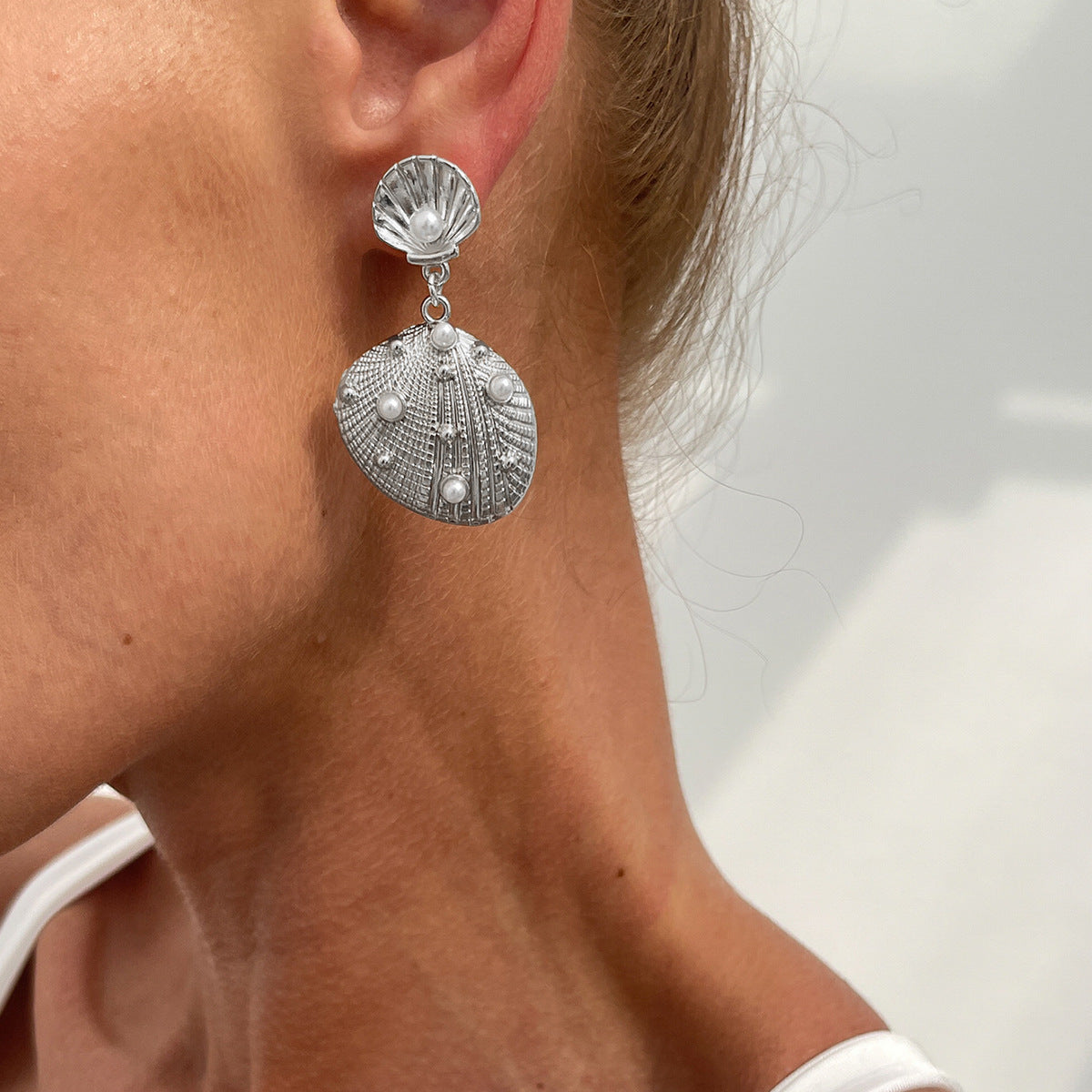 Planderful Vienna Verve Earrings – Pastoral Beach-Inspired Design