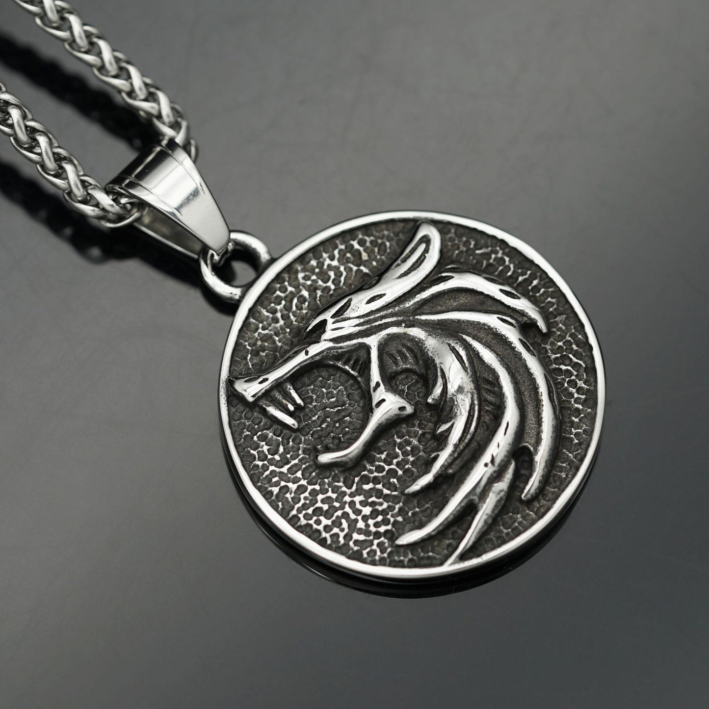 Steel Necklace – Vintage Viking Wolf Head