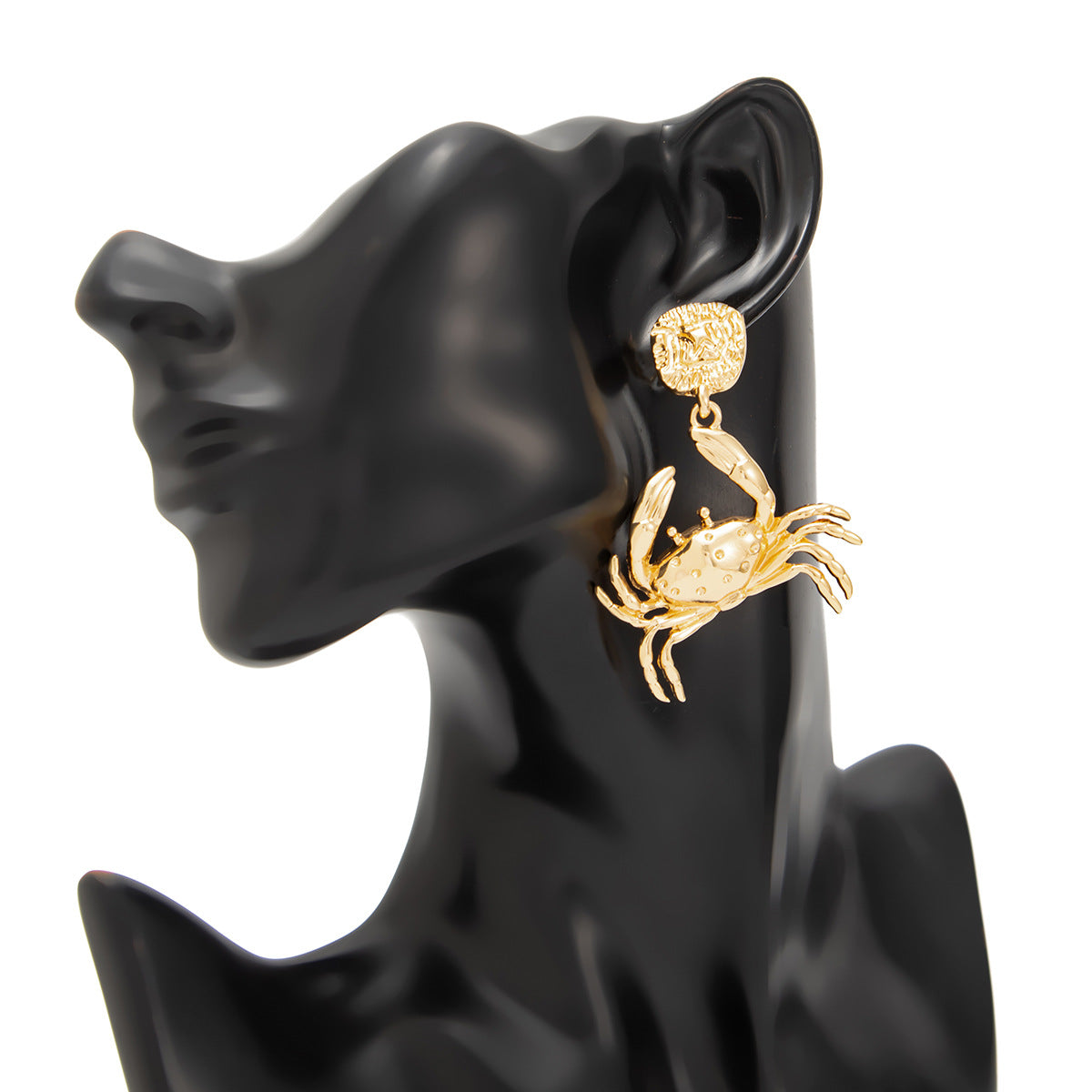 Planderful Lobster Pendant Stud Earrings For Women 3D Ocean Style Design Vienna Verve Collection