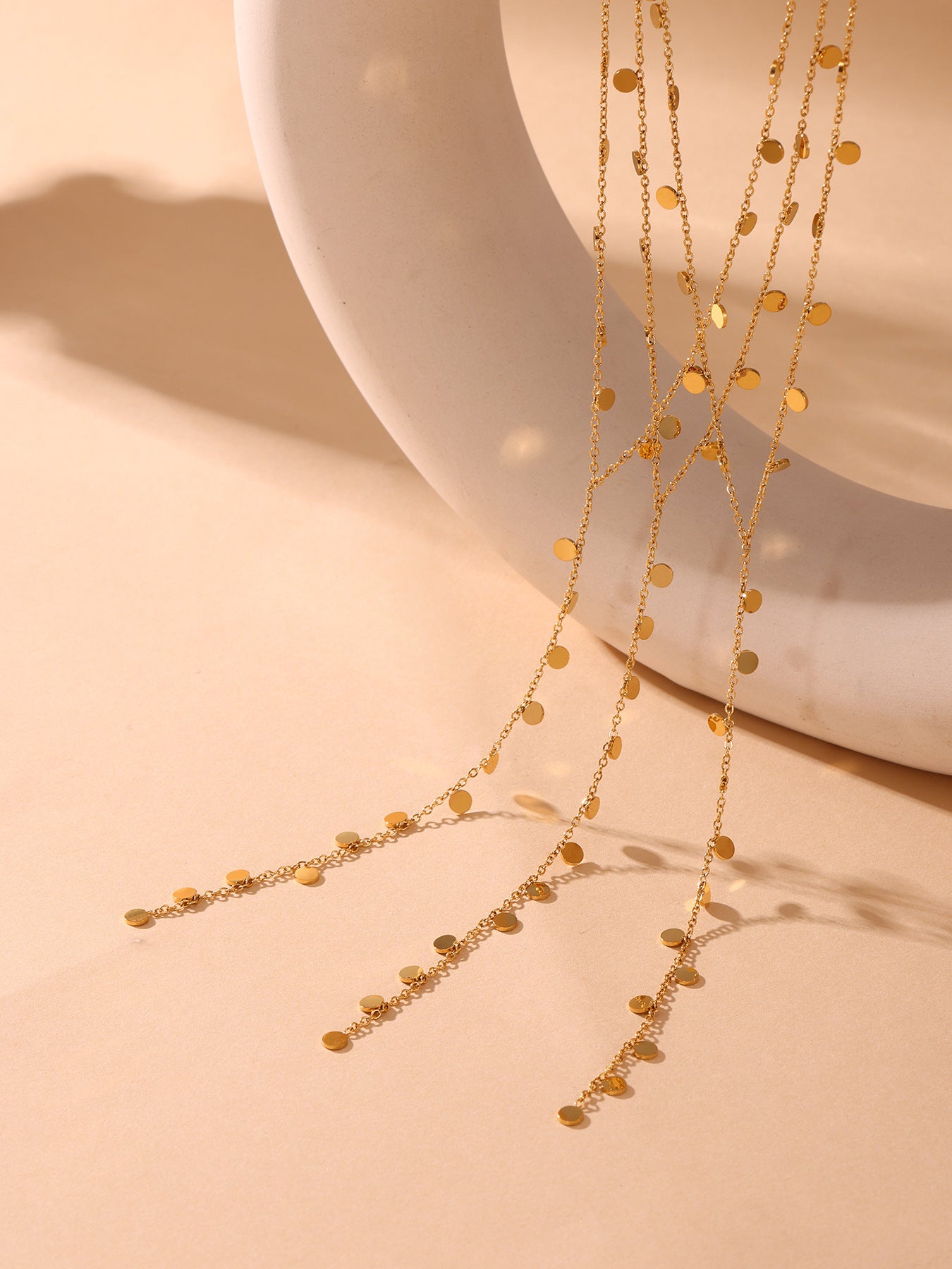 Planderful 18K Gold Fringed Disc Y Necklace Trendsetters