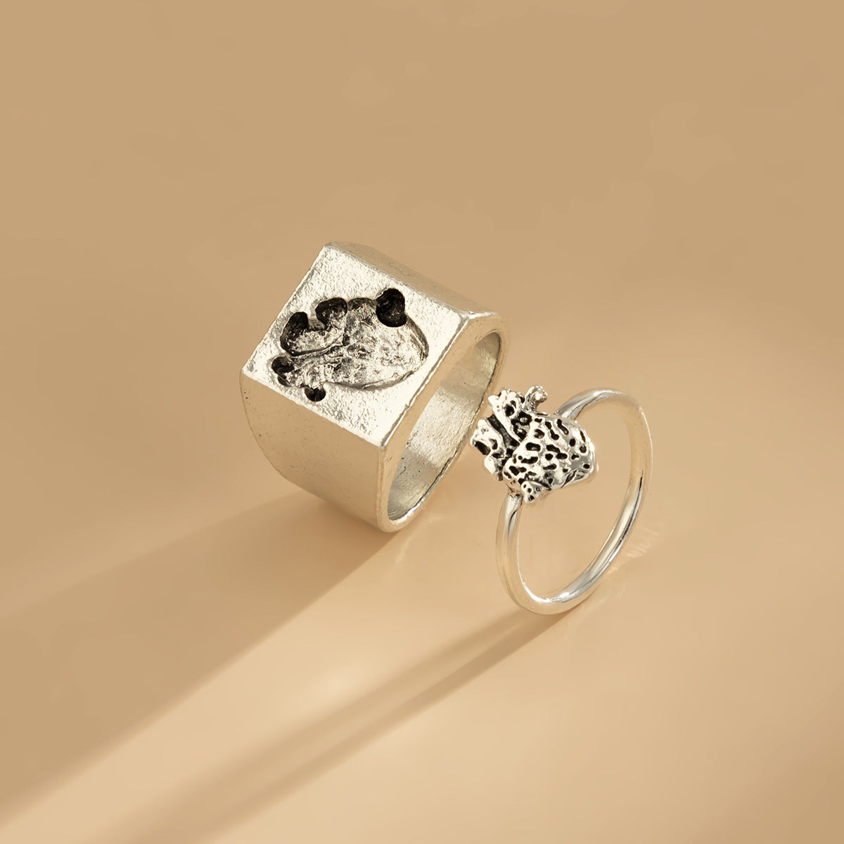 Retro Radish Ring Set and Punk Bracelet Kit for Stylish Women